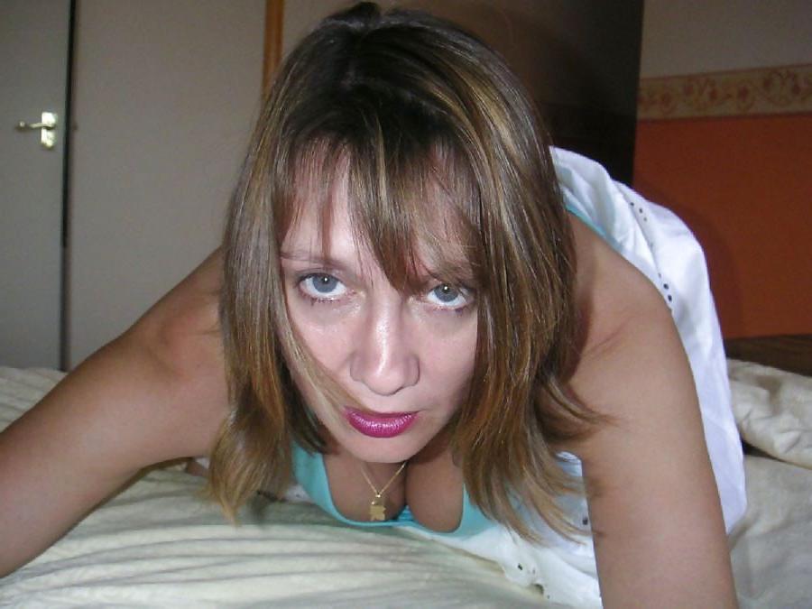 25P Milf goddess demy 2