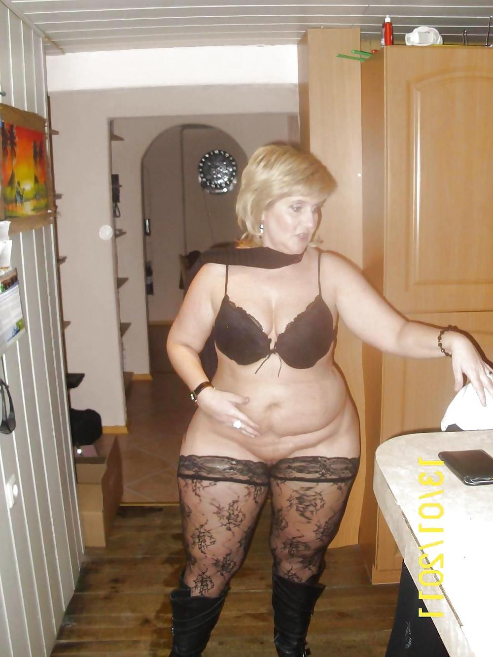 25P Random chubby amateurs 46