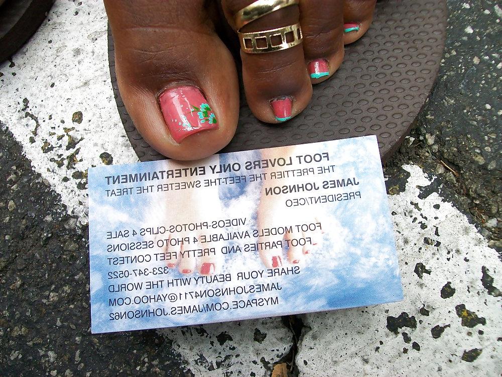 20P Love big feet and long toes