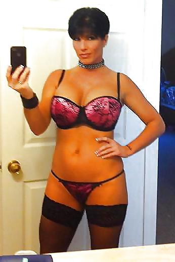 25P Ultra-hot Mature Goddess SHAY FOX Dresses to Thrill!