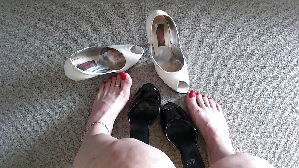 19P High Heels and Feet