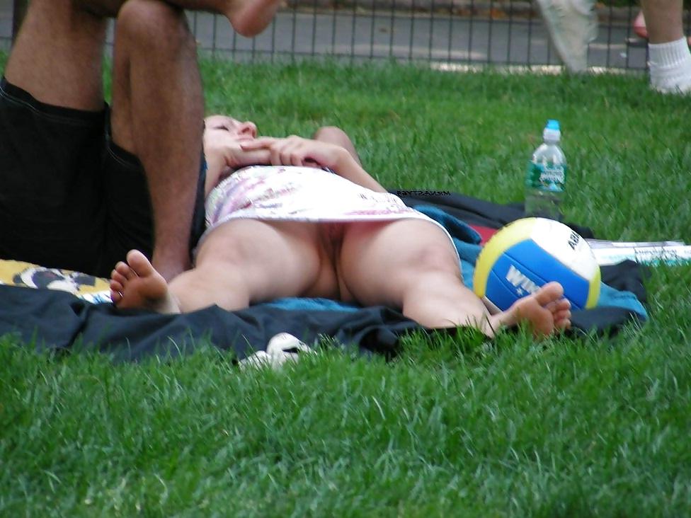 17P Wives Showing More Pussy In Public