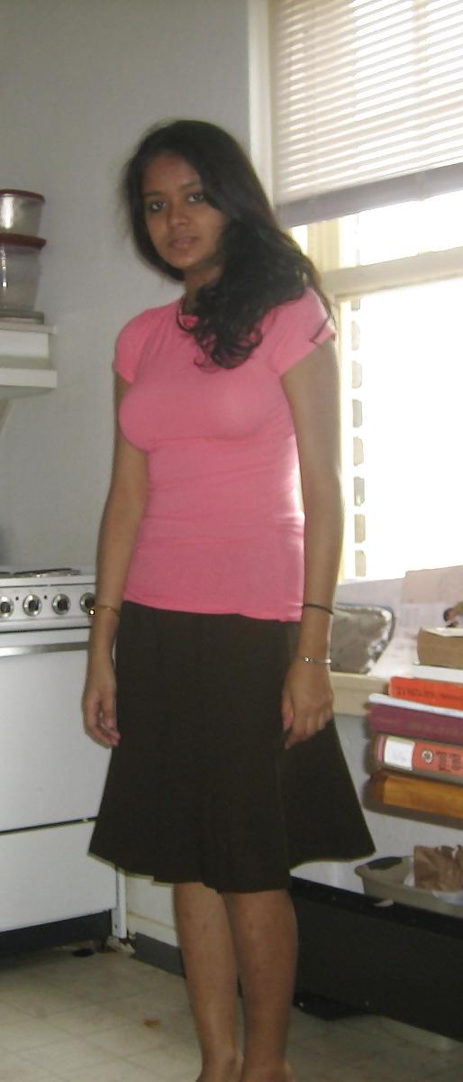 25P Rare real sexy pics: nude, semi nude and dressed