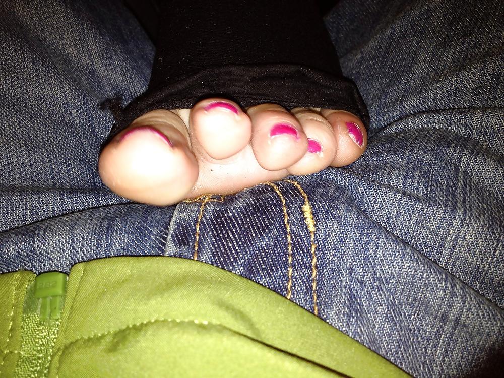 8P Bored on the train, toes out