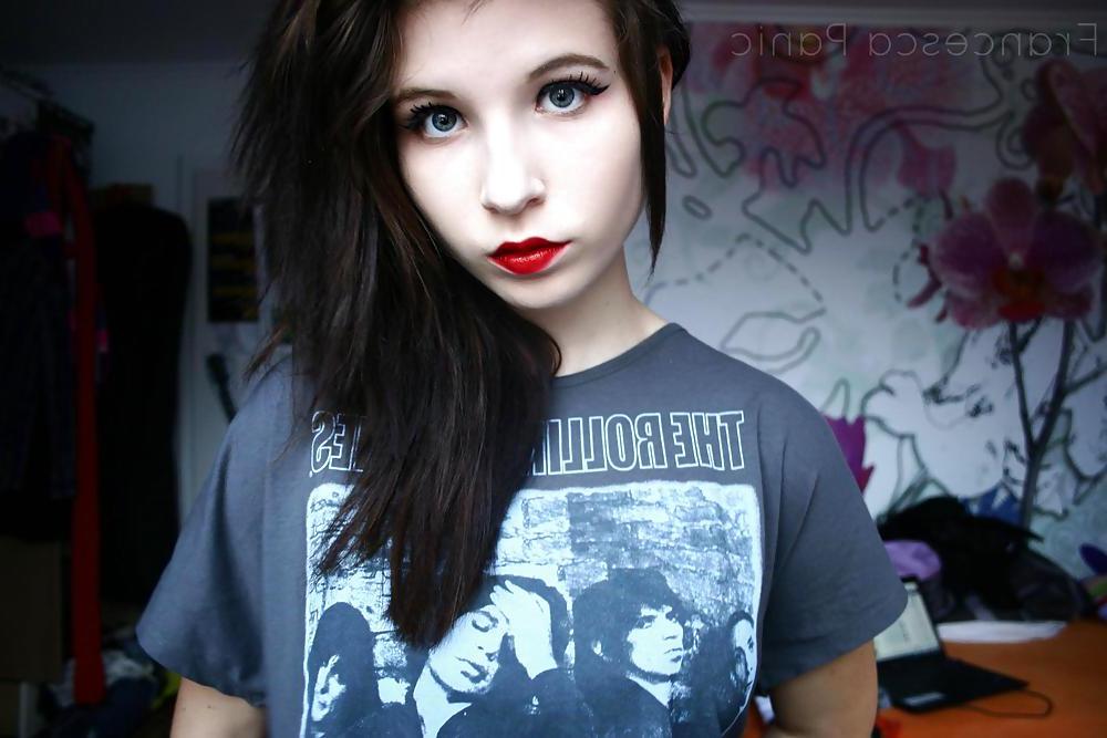 18P Face Fuck Teen Bitch