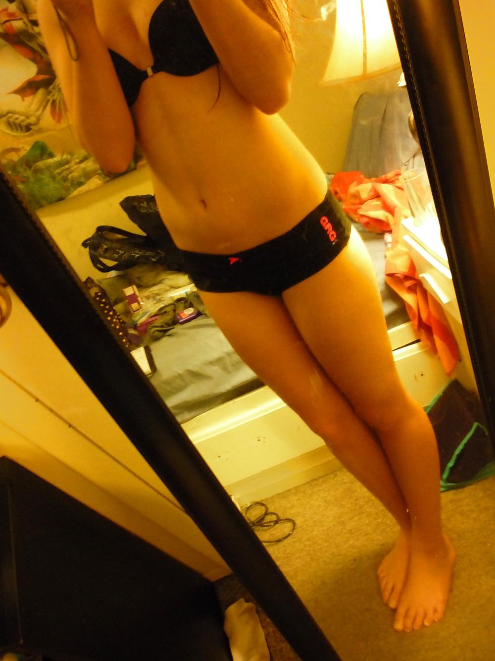 25P Wtf Sexy Teenie Feet reloaded v2.0