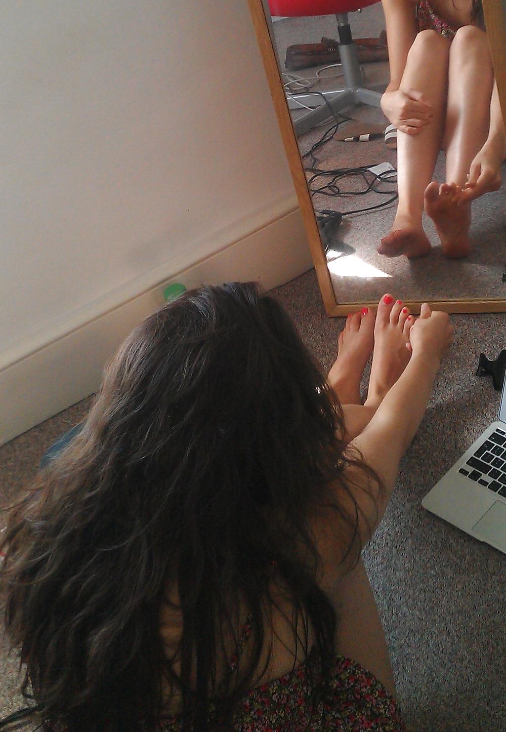 25P Wtf Sexy Teenie Feet reloaded v2.0