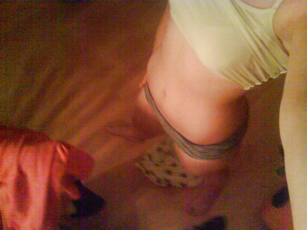 10P Jenny Naked Bitch from Germany needs cmts