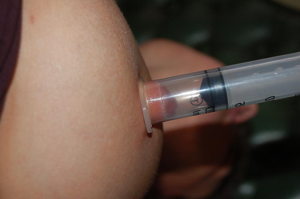 10P Female pumping