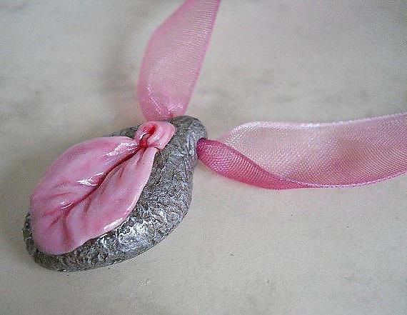 25P Gender Art 3 - Vulva (3)
