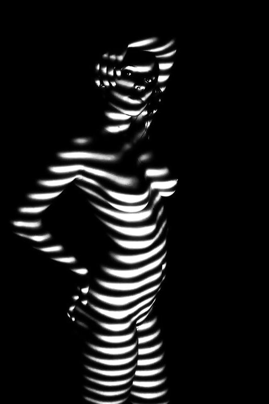 25P Artistic Nude