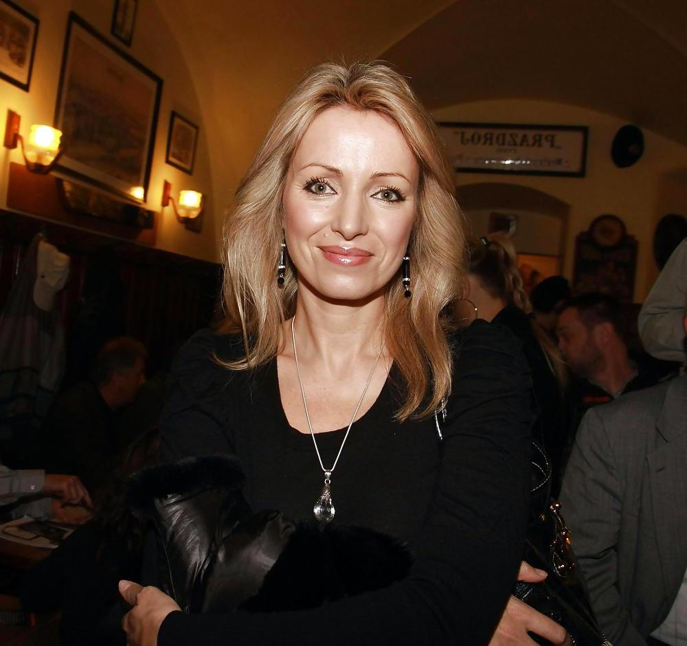 10P Czech celeb K.Brozova