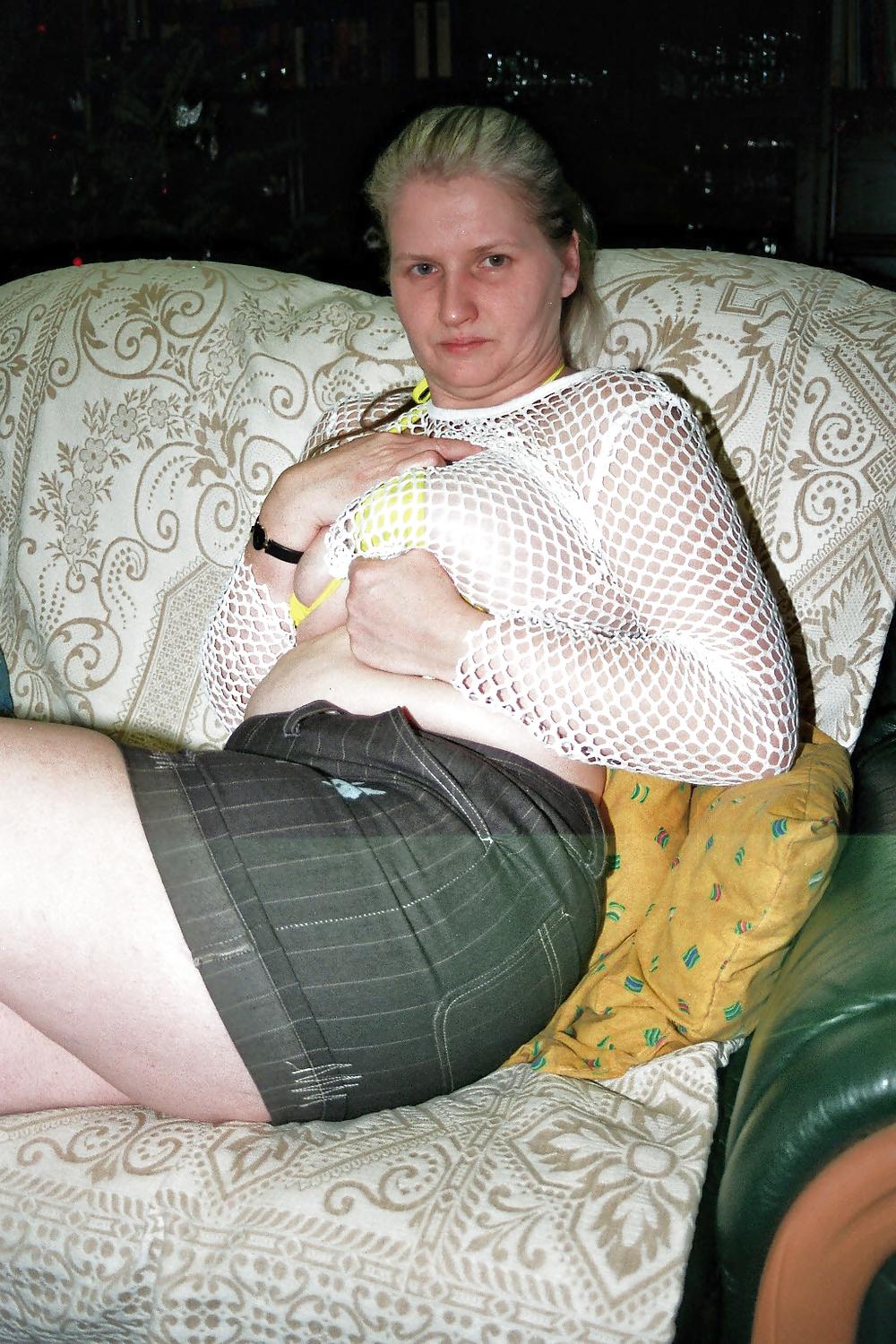 12P ASLUT - Bitch Nice Tits In Yellow Bikini & White Netshirt 2