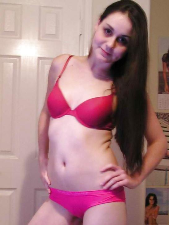 24P Cute Brunette Teen