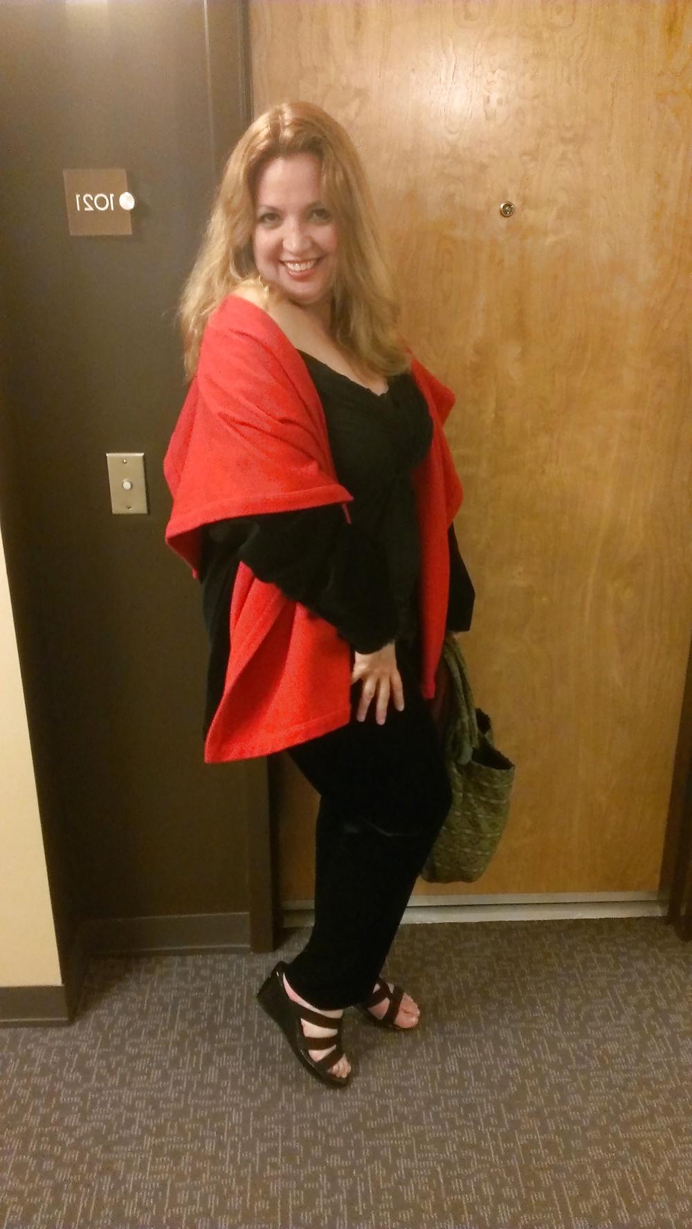 12P Chubby Blonde Milf Sucks BBC 