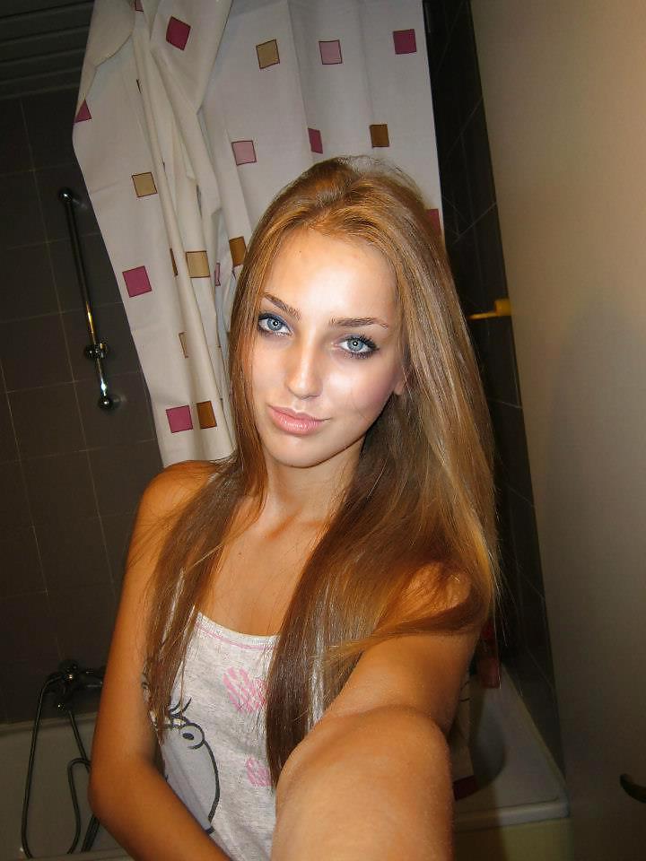 12P Meine Hündin Cousine TINA