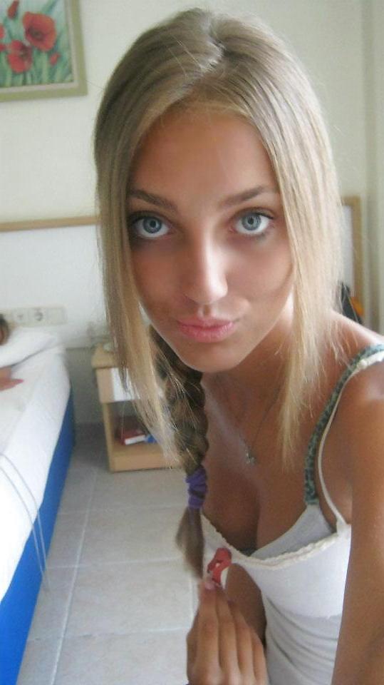 12P Meine Hündin Cousine TINA