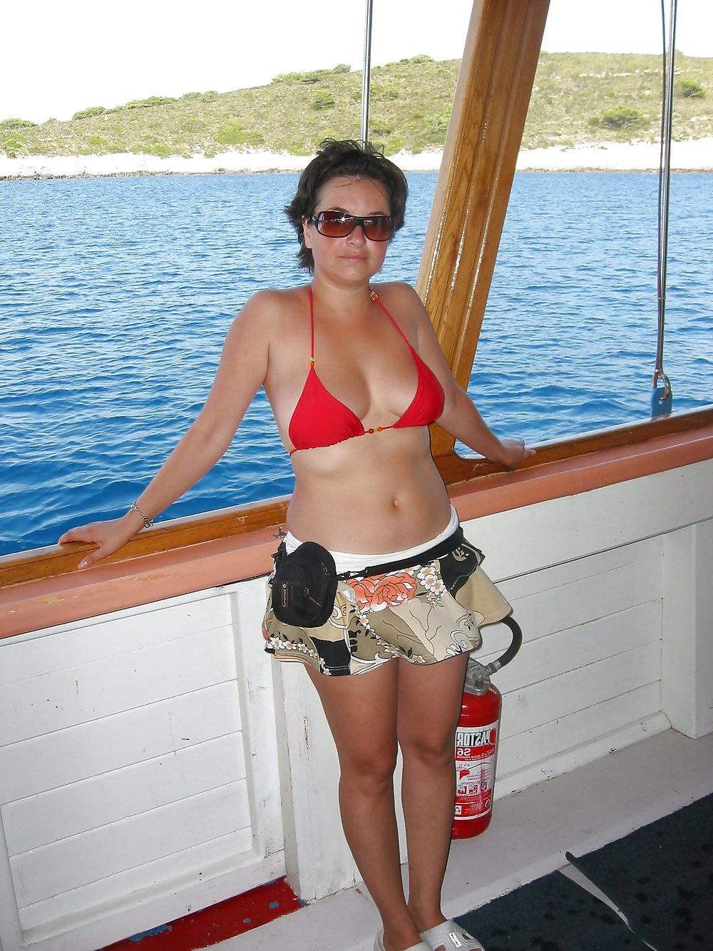 25P More chubby slut ladies