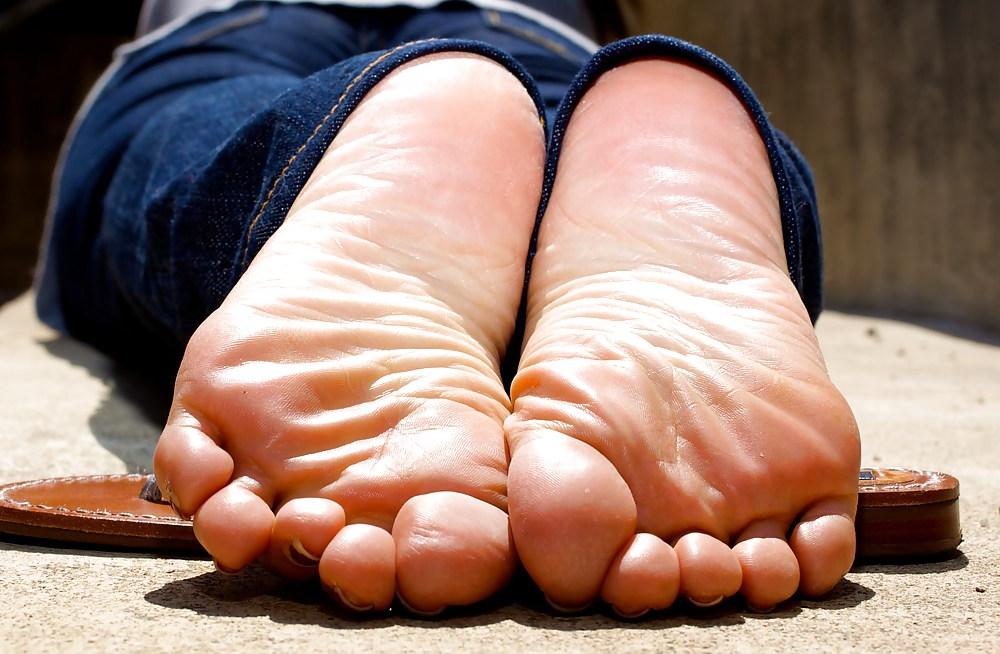 25P Soles & Toes