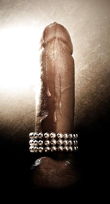 25P Erotic & Sensual Art
