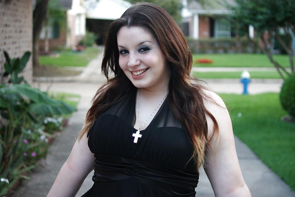 25P Cute Chubby Girl Part 2