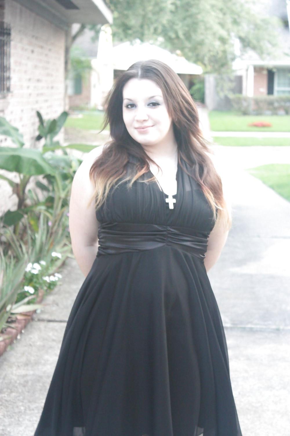25P Cute Chubby Girl Part 2