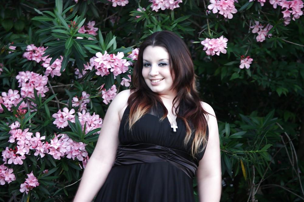 25P Cute Chubby Girl Part 2