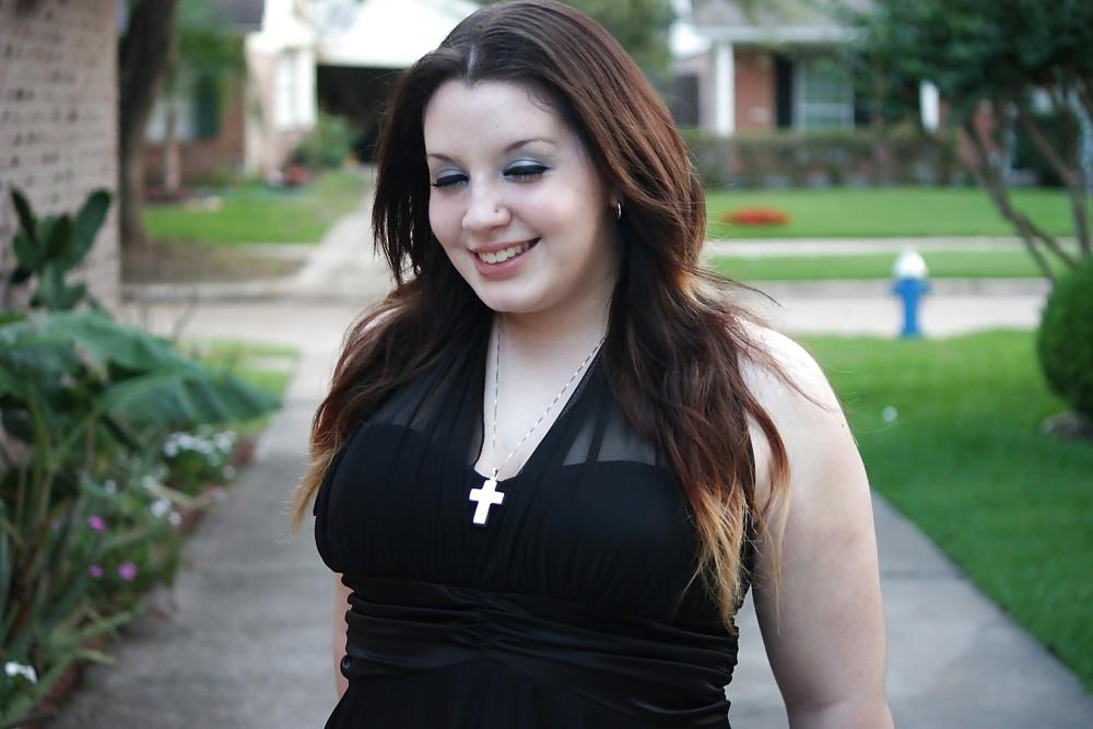 25P Cute Chubby Girl Part 2