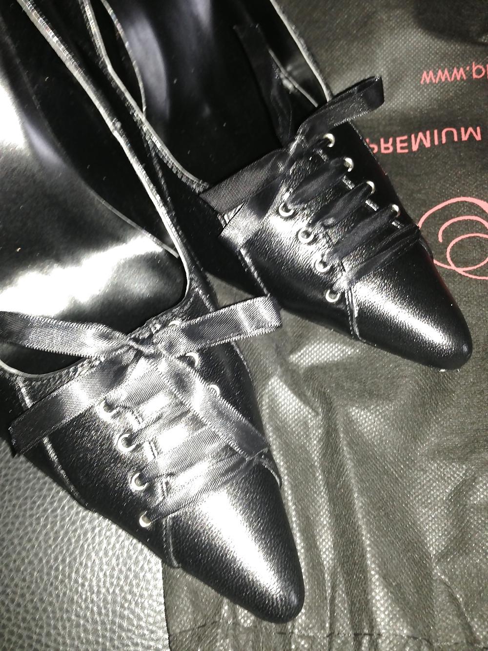 9P New bitch sexy heels