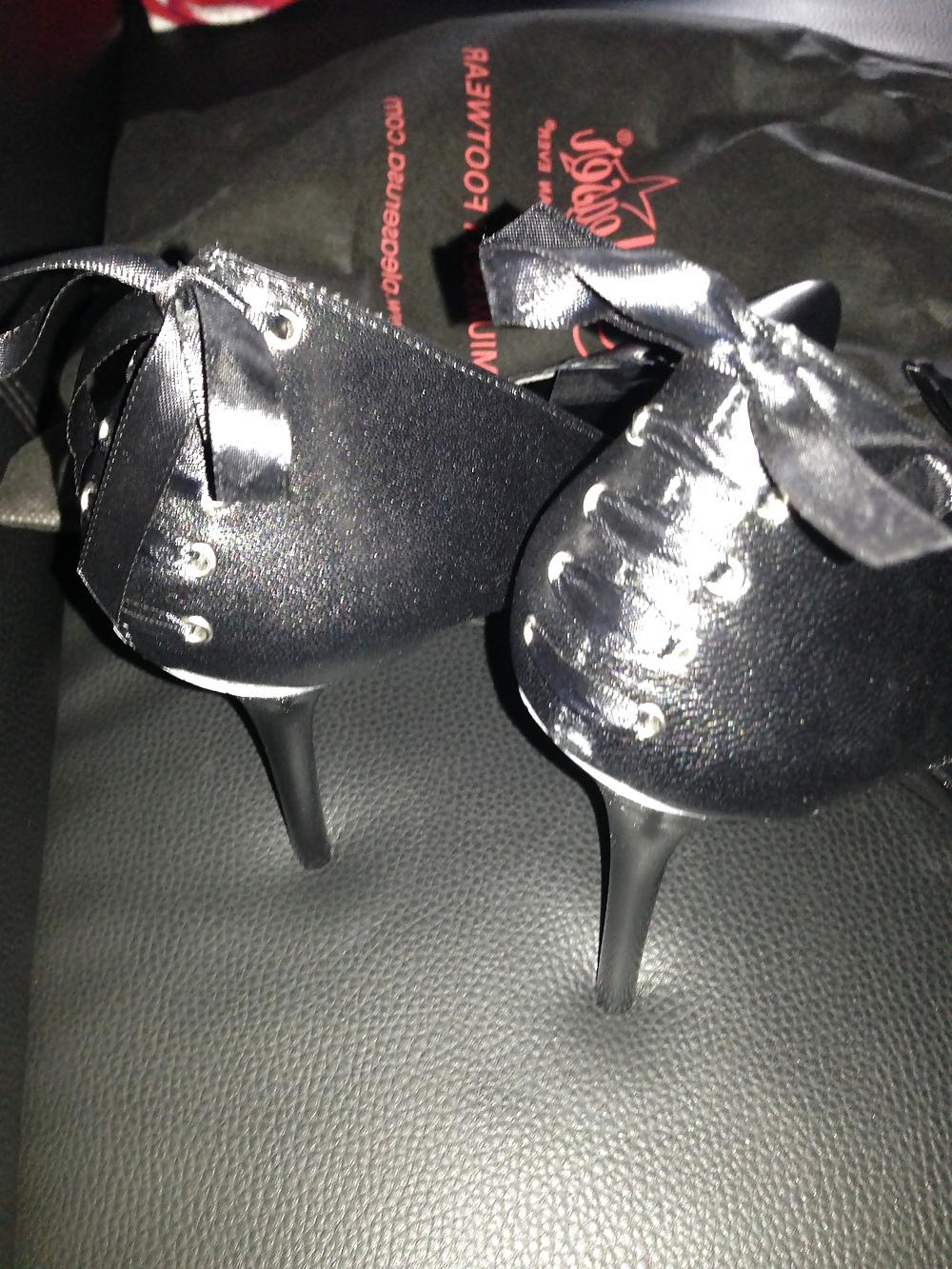 9P New bitch sexy heels