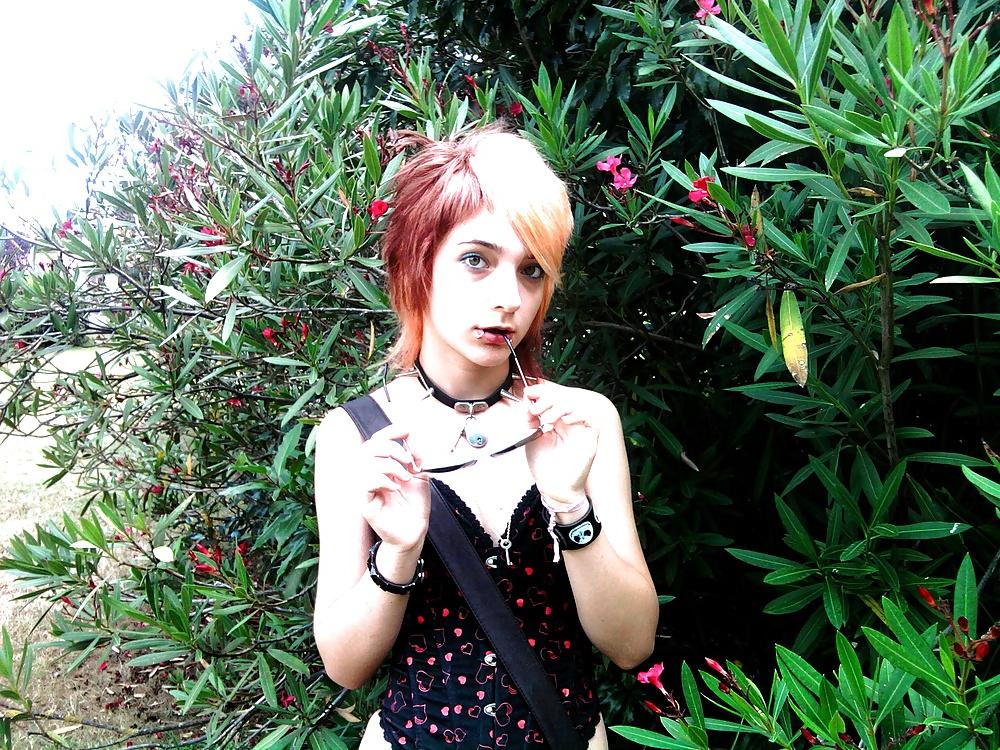 25P Lawrence - Really cute french trap !