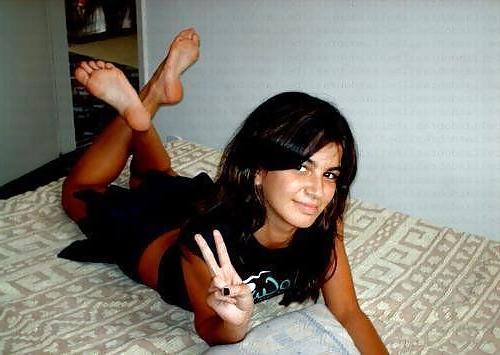 25P Feet, soles and high heels