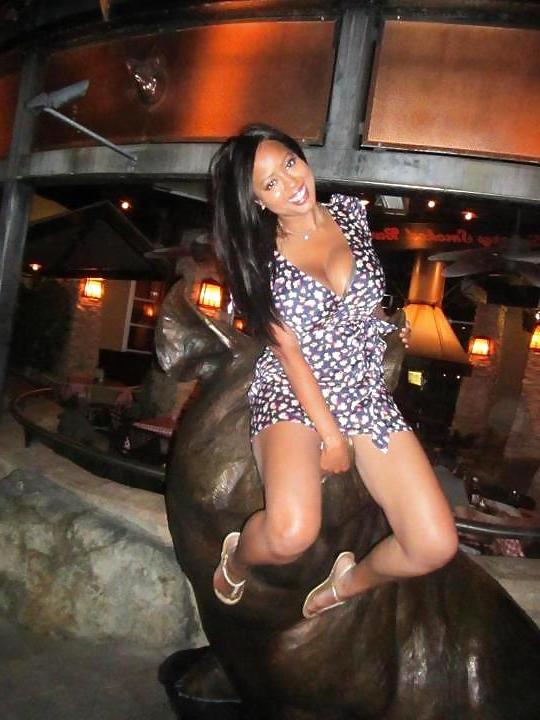 25P Monique is a Fat Titty Whore