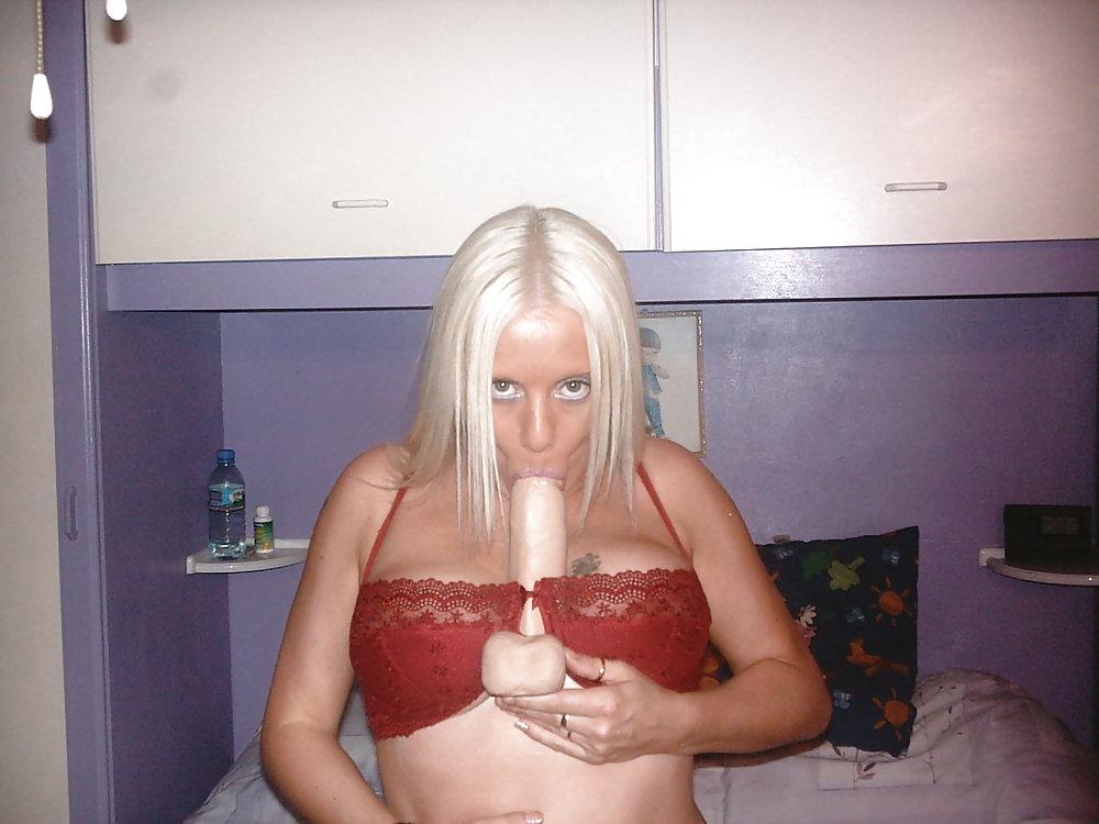 25P British Milf Wife Denise of Bradford
