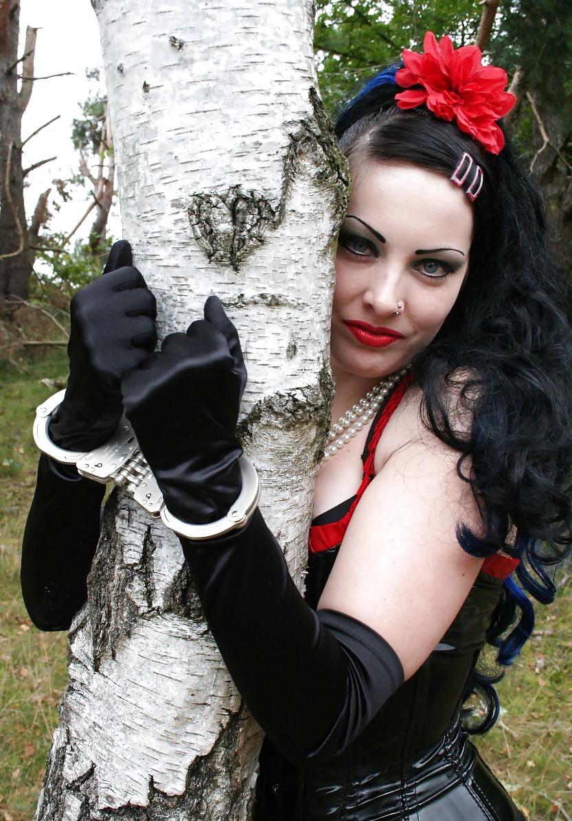 13P Fetish Goddess