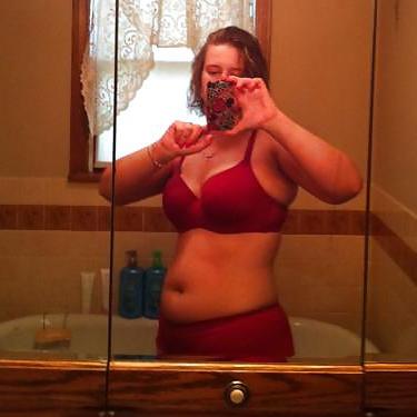 25P Cute Curvy Amateur 2