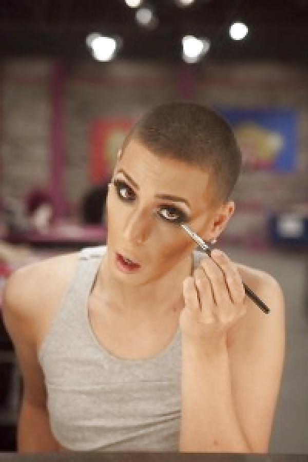 16P Carmen Carrera (Transition to female)