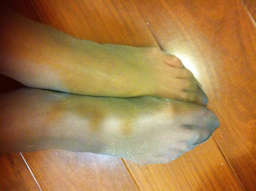 24P Pantyhose toes