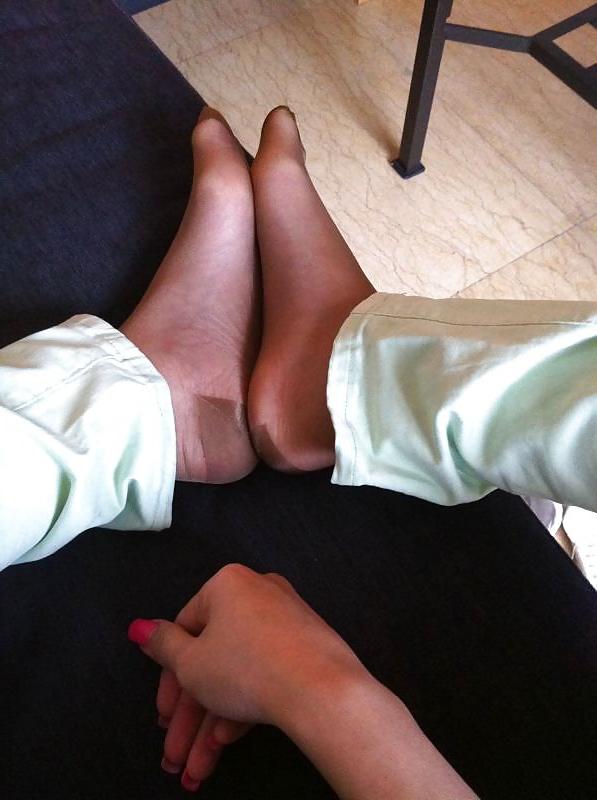24P Pantyhose toes