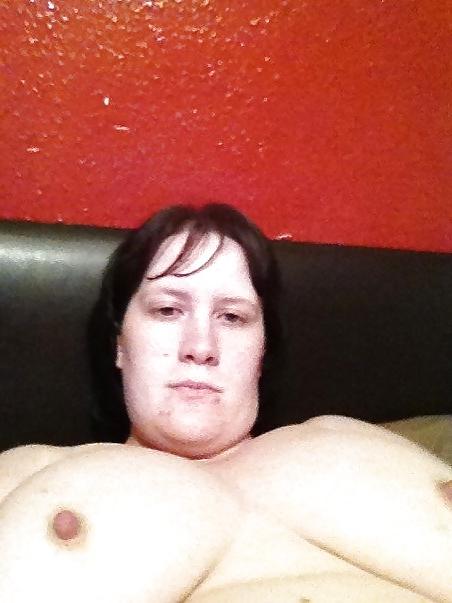 20P Chubby Bitch