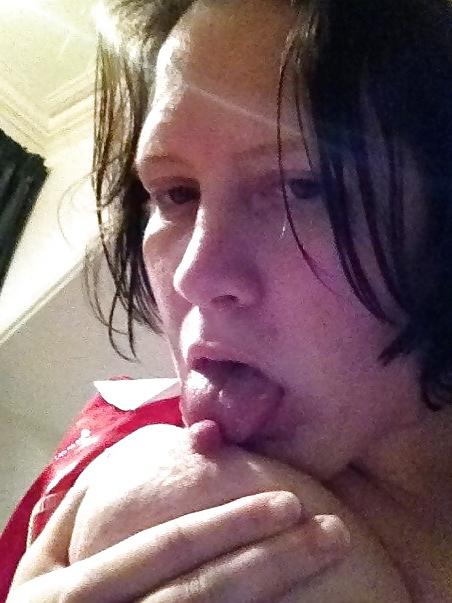 20P Chubby Bitch