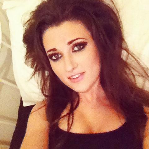 25P Facebook slags