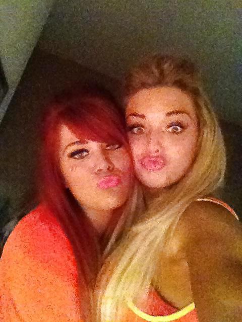 25P Facebook slags