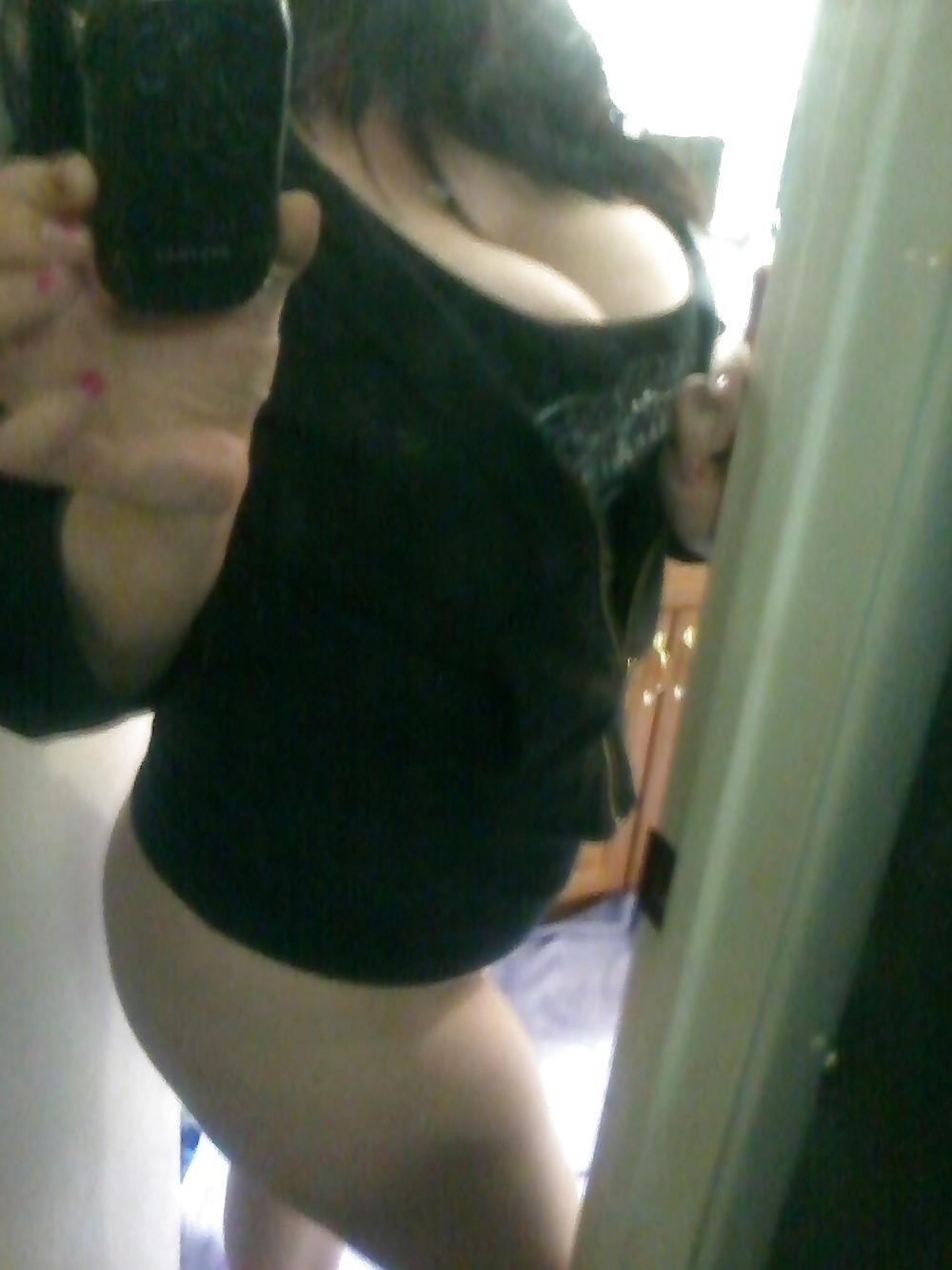 14P Chubby Mature Wife