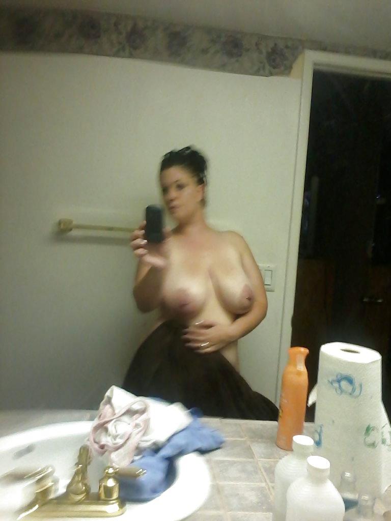 14P Chubby Mature Wife