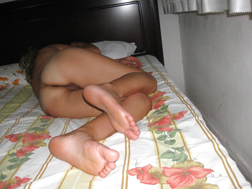 23P Turkish pretty girl. Sucking, fucking, feet etc. :)