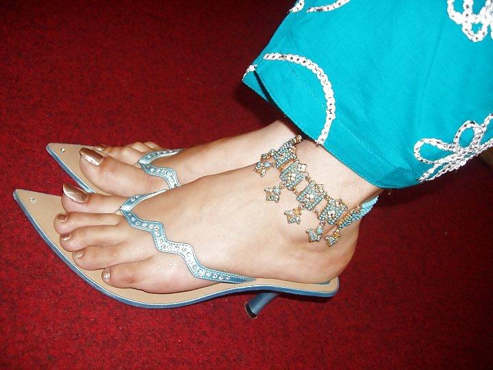 12P Indian Teen Feet