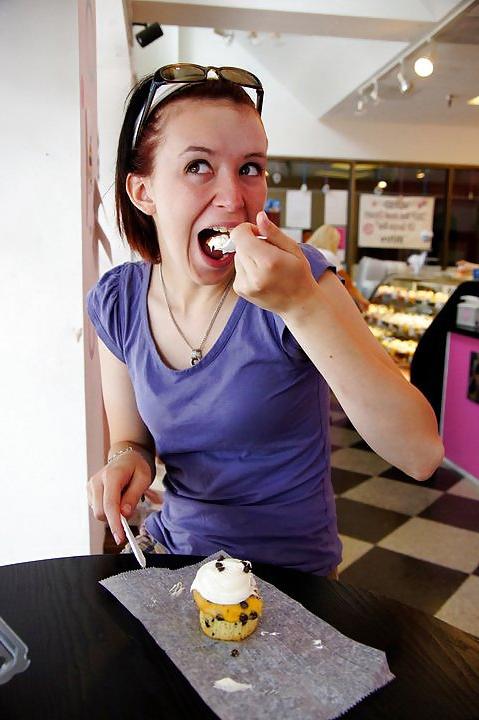 25P Bride Erin wants gangbang and Bukkake-Updated 