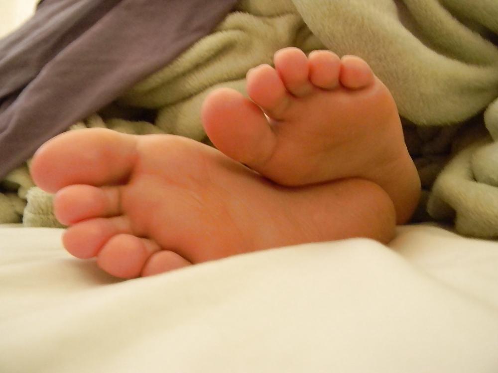 23P Ten Teeny Tiny Tantilizing Toes