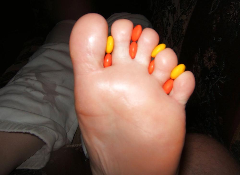 23P Ten Teeny Tiny Tantilizing Toes